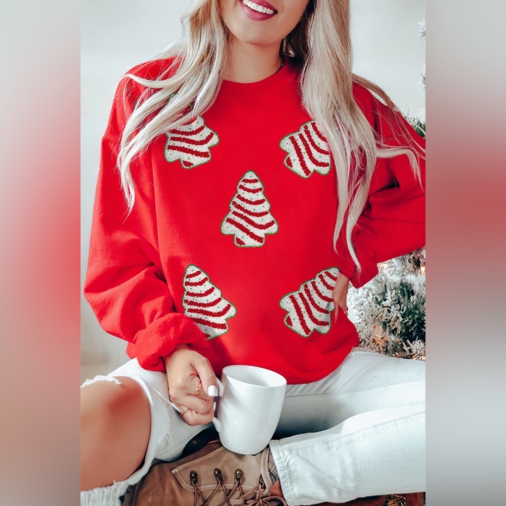 Red Christmas Tree Chenille Patched Drop Sweatershirt - Picture 4 of 8